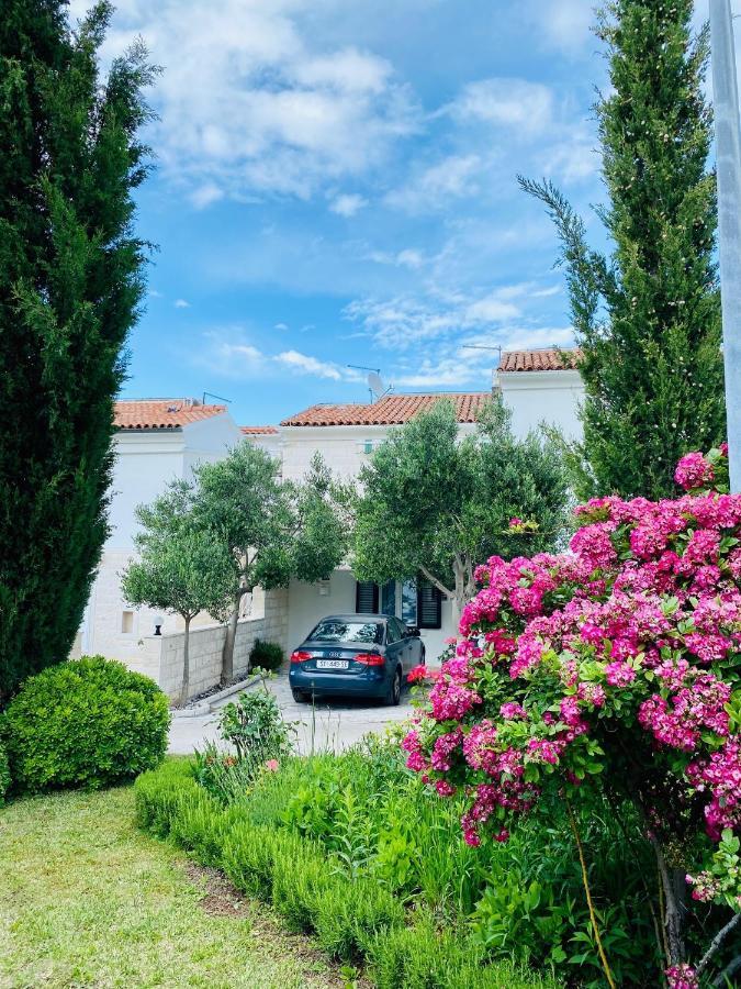 Apartments By The Sea Postira, Brac - 2928 Exterior photo