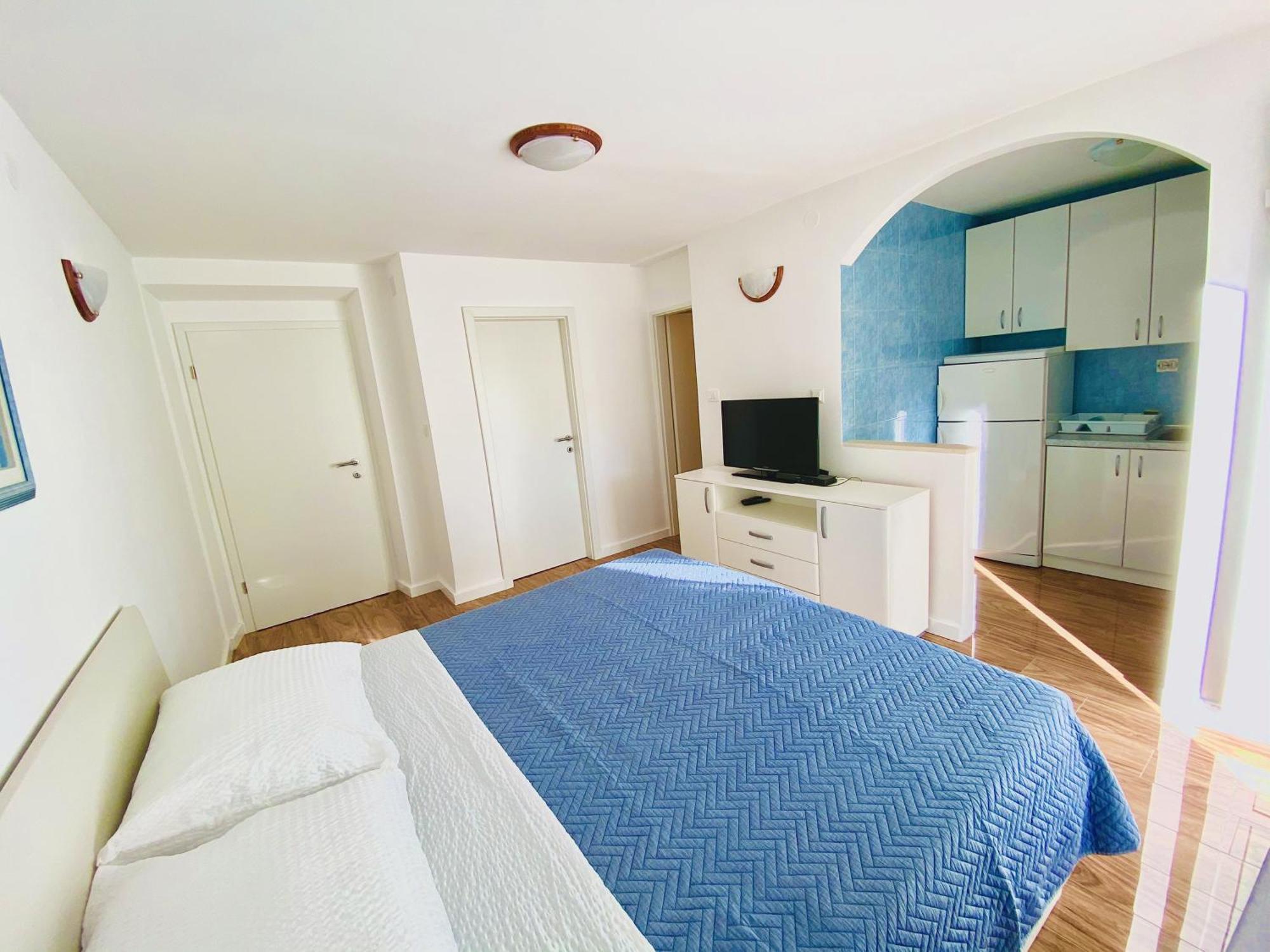 Apartments By The Sea Postira, Brac - 2928 Room photo